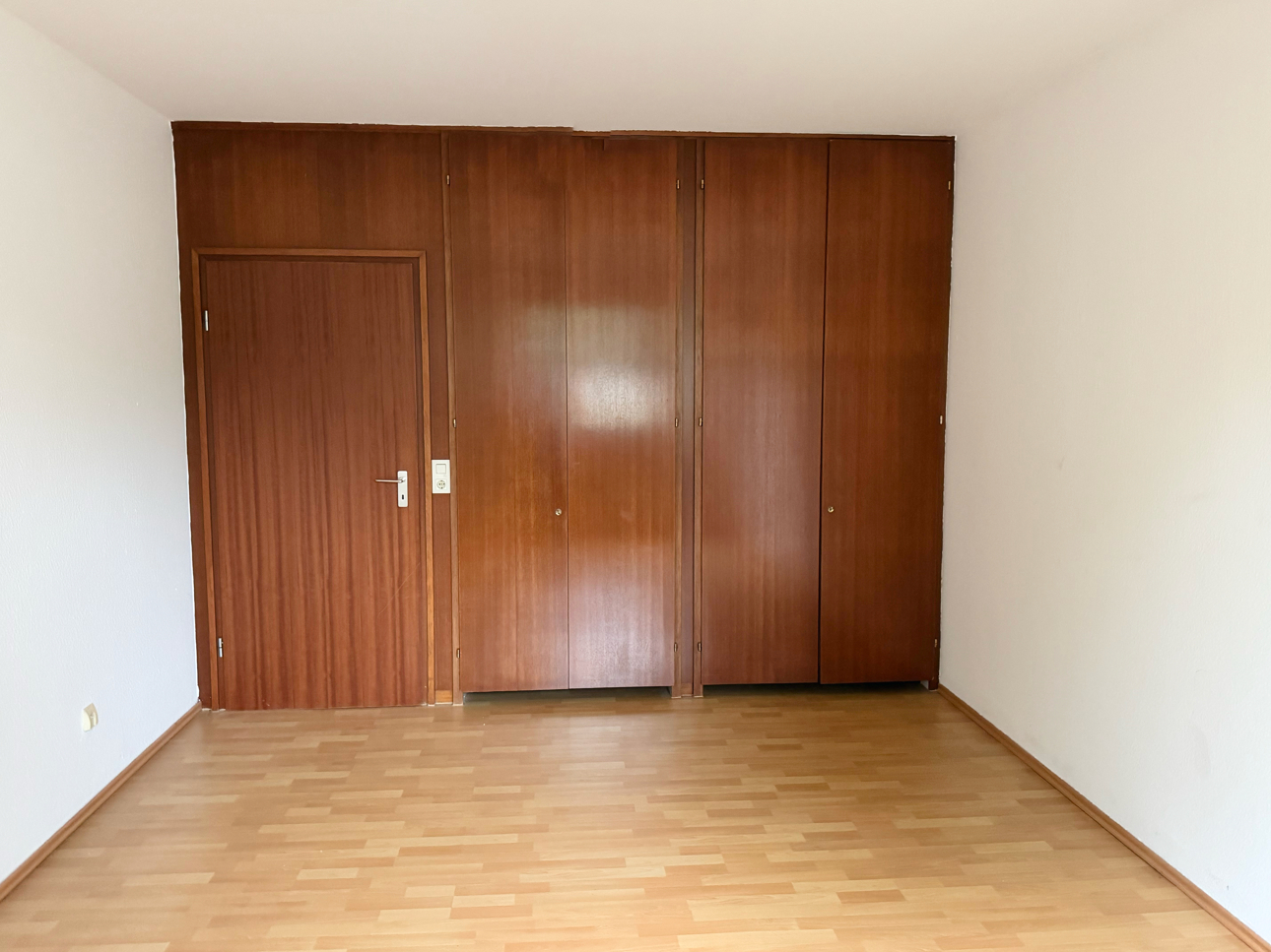 Einbauschrank